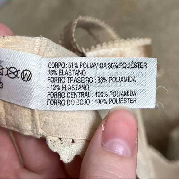 Barely Worn Lace Wacoal Bra Set Nude and Black - Picture 8 of 8